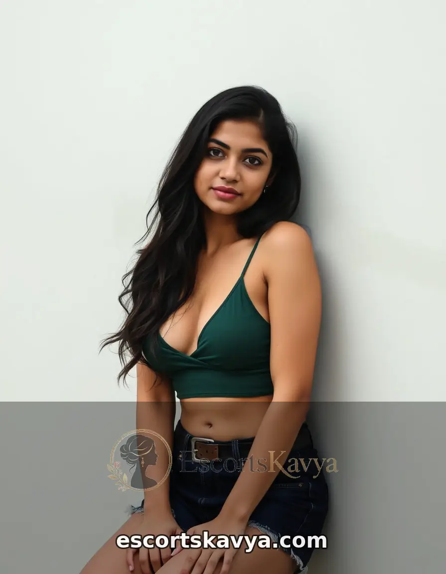 Isha Mehta office girl in Amritsar